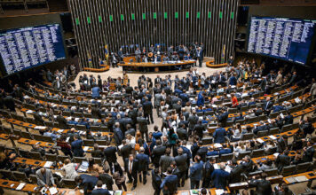 PEC da Anistia: Câmara dos Deputados Aprova Proposta em Primeiro Turno